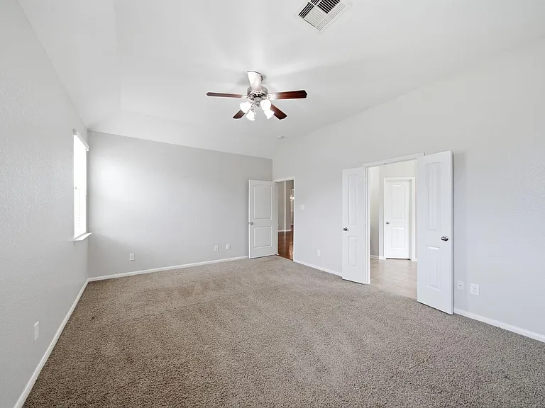 4207 Canterbury Park Ln — Photo 20