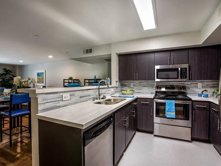 433 Midvale - Student Housing at UCLA — Photo 14