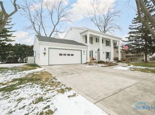 345 Queensland Blvd, Perrysburg, OH
