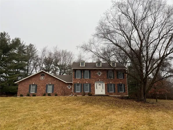 3617 Afshari Cir, Florissant, MO 63034