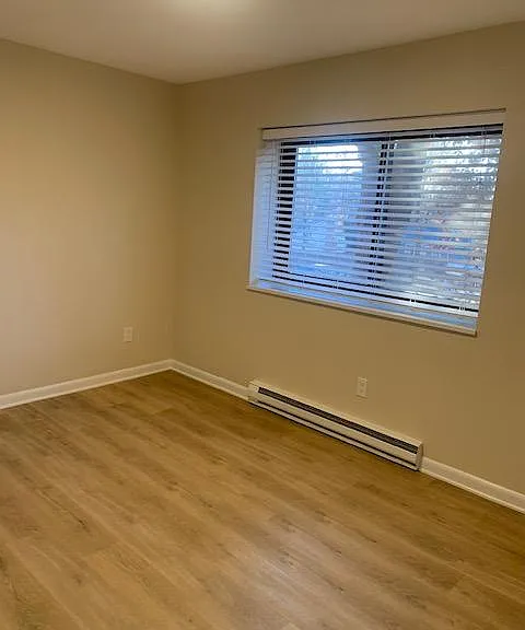 1325 Worcester Rd #5 — Photo 11