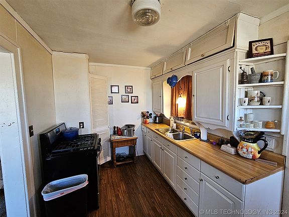 2nd image of 22900 S Honey Creek Ln