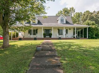 1099 Fannie Nicholson Rd, Chapmansboro, TN 37035