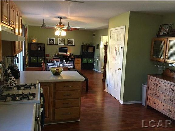 4th image of 3394 W Circle Dr