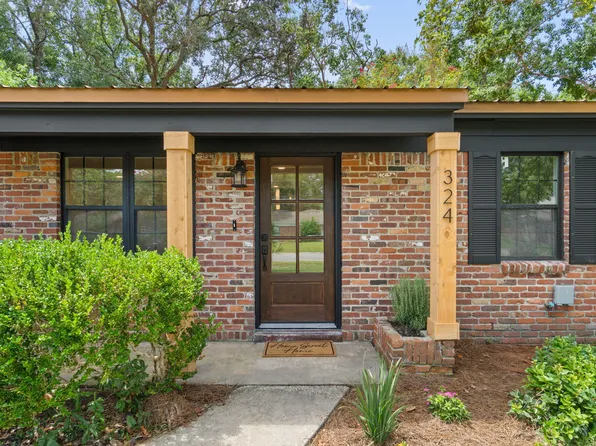 324 Harbor Pl, Fort Walton Beach, FL 32548