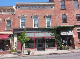 8-10 Ten John St, Hoosick Falls, NY 12090