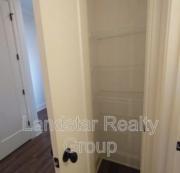 10514 Meeting St #201 — Photo 14