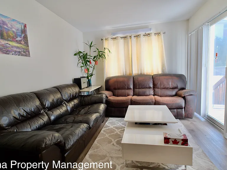 6 Crystal Park Cres #1 — Photo 11