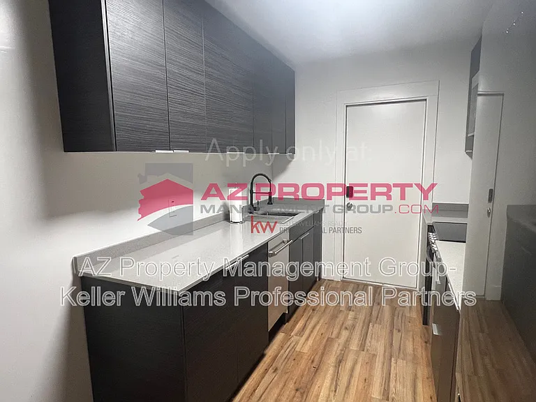 338 E Portland St — Photo 6