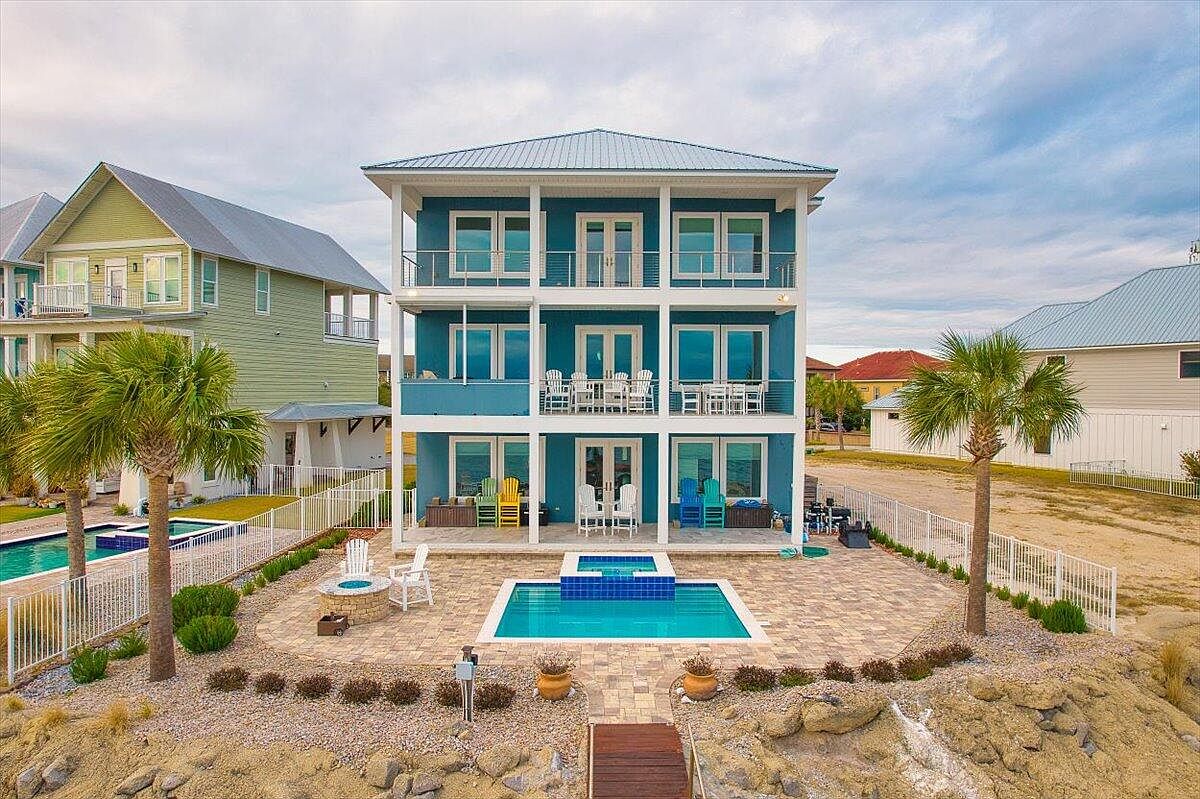 2582 Vista Cir, Shalimar, FL 32579 | Zillow