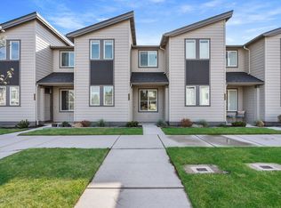 2564 NE Purcell Blvd, Bend, OR 97701