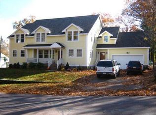 133 Woodcrest Dr, Melrose, MA 02176