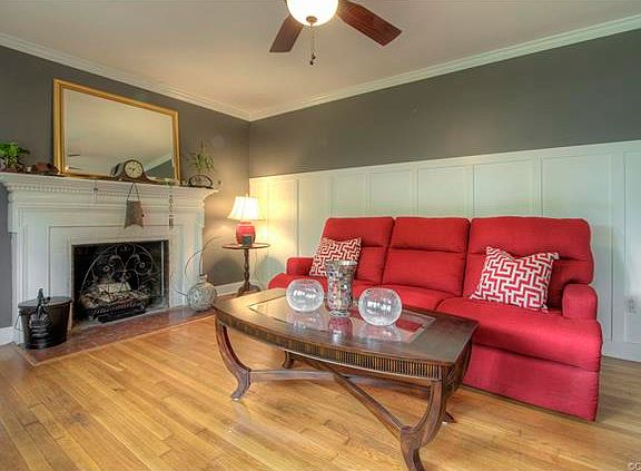 5th image of 2808 Clarendon Dr