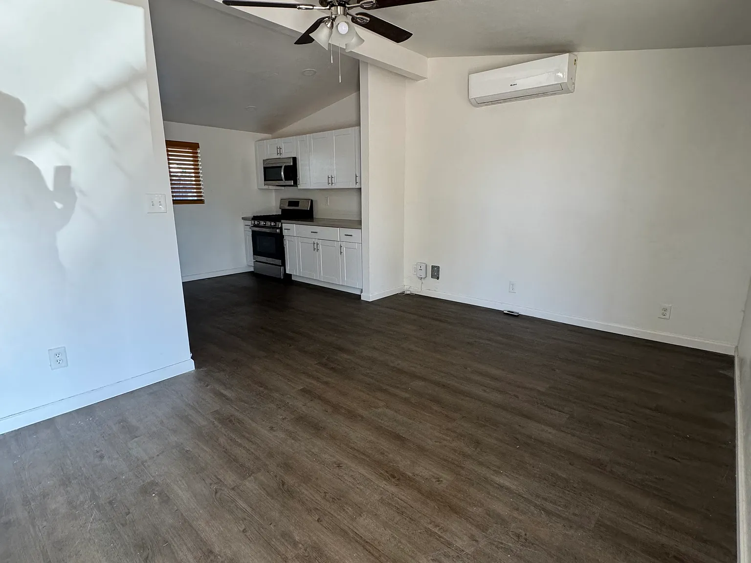 2 bed, 625 sqft, $1,300 — Photo 3