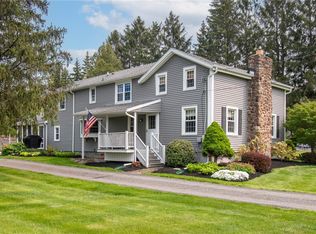 6726 E Townline Rd, Williamson, NY 14589