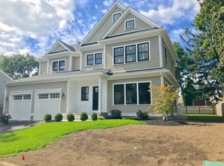 31 Stockdale Rd, Needham, MA 02492