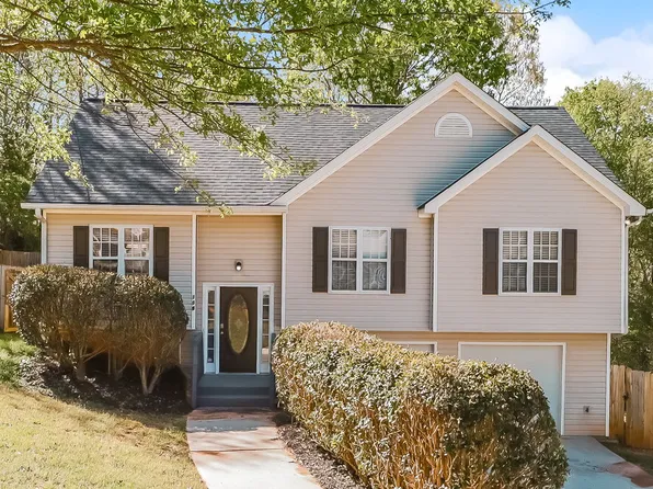 105 River North Ct, Covington, GA 30016