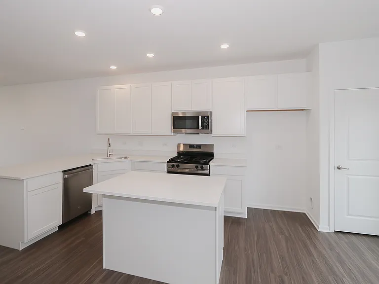 2252 Stonegate Rd — Photo 11