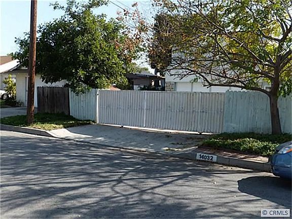 4th image of 14032 Oak St