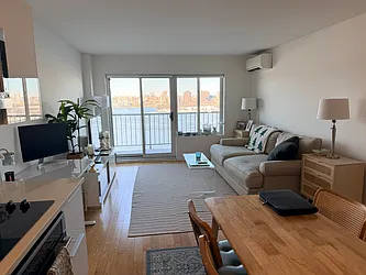 25-40 Shore Boulevard