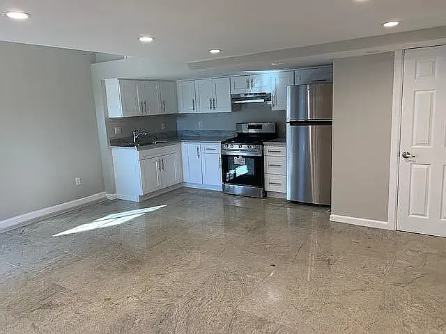 1247 Elm Ave #A — Photo 2