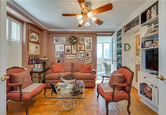 3rd image of 2601 Henry Hudson Pkwy W #6B