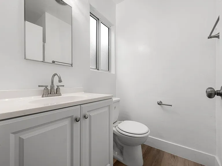 815 Victor Ave — Photo 26