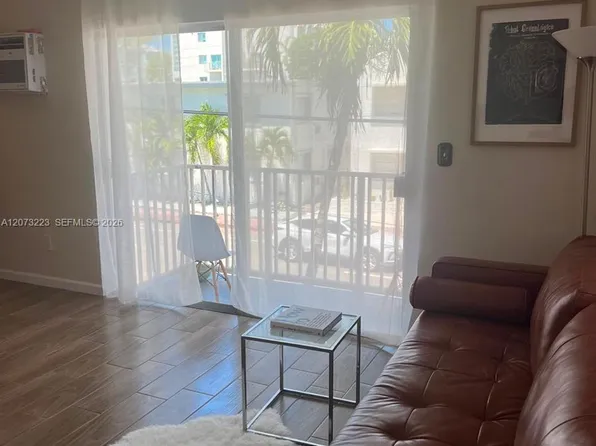 7720 Harding Ave APT 8, Miami Beach, FL 33141