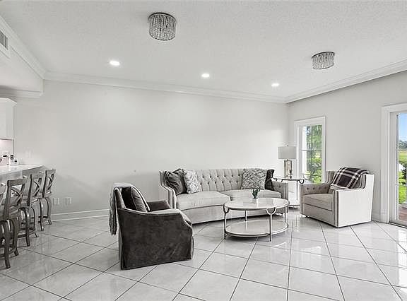 3rd image of 9 Golf Villa Dr APT B