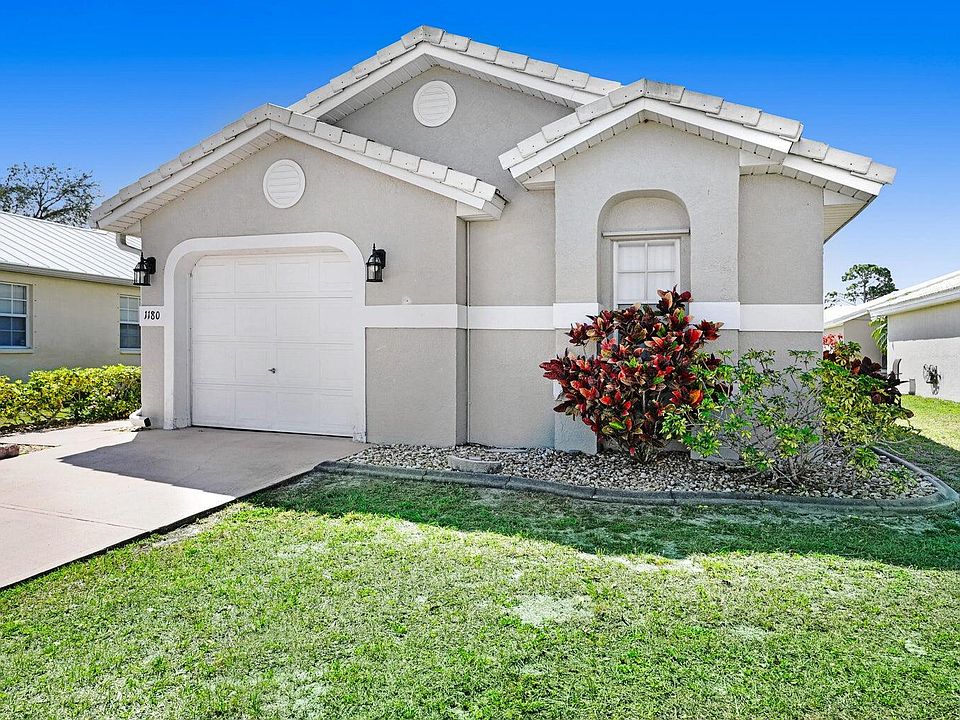 1st image of 1180 Goldenrod Cir NE