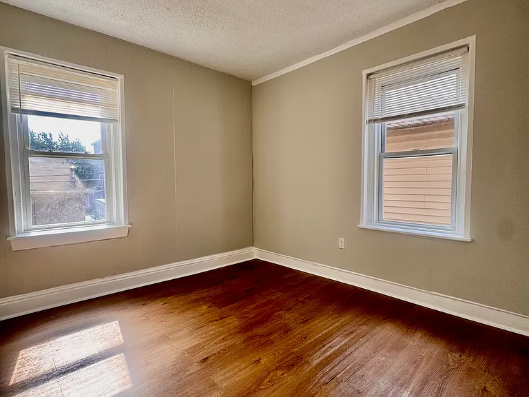 352 E Main St #2 — Photo 9