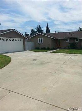 2nd image of 1206 Douglass Dr