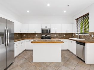 1271 Camellia Cir, Fort Lauderdale, FL 33326