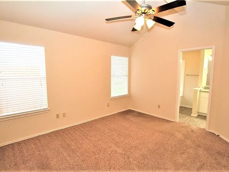 605 Elder Way — Photo 11