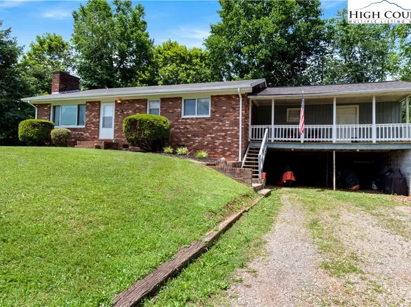 415 Decatur Avenue, Elkin, NC 28621