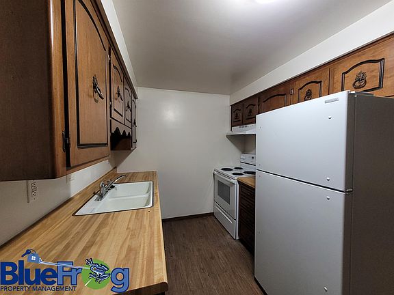 3rd image of 1187 S Waukechon St #10769151