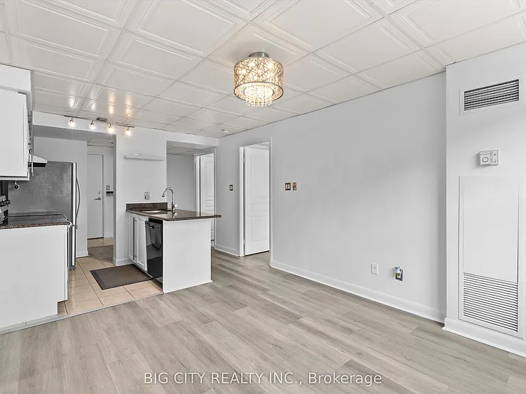 313 Richmond St E #556 — Photo 15