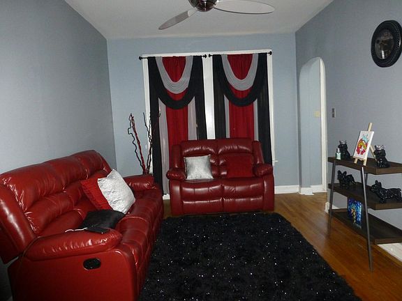 5th image of 3427 W Beach Ave