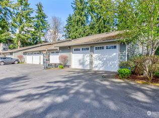 15416 NE 15th Pl #16, Bellevue, WA