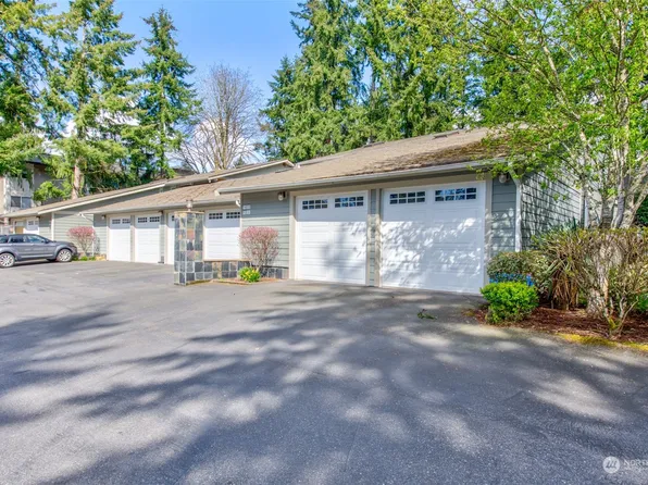 15416 NE 15th Place #16, Bellevue, WA 98007