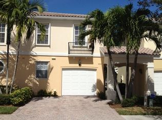 484 Capistrano Dr, Palm Beach Gardens, FL 33410