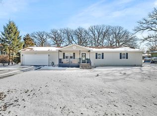 2522 E 1704th Rd, Ottawa, IL 61350