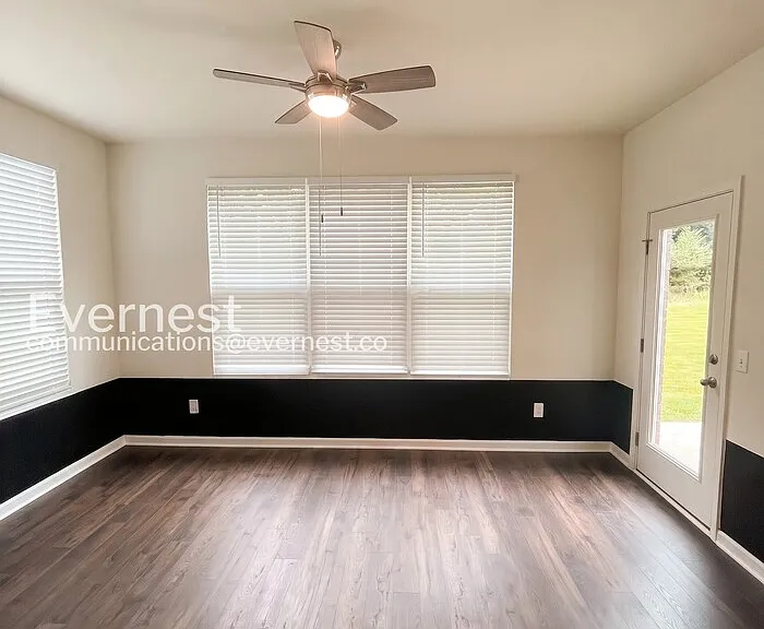 806 Sunset View Dr — Photo 7