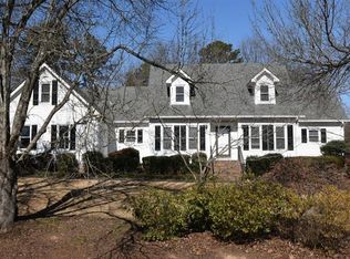 17 Forest Hill Dr SW, Cartersville, GA 30120