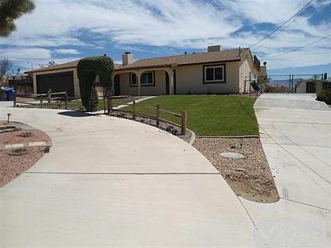 1st image of 11821 Savage Ln