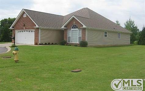 4th image of 308 Providence Dr