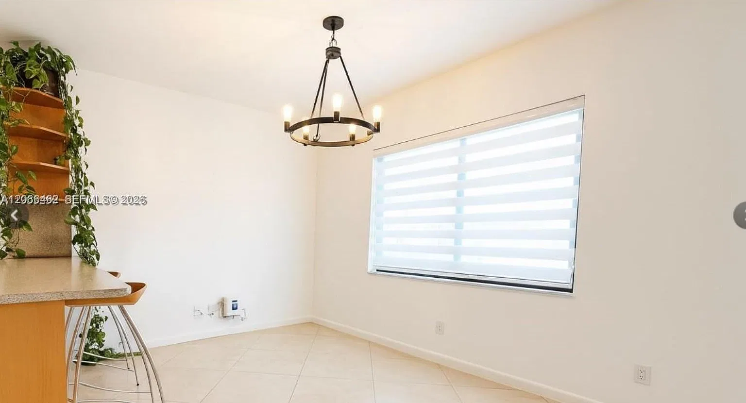 3 bed, $3,000 — Photo 1