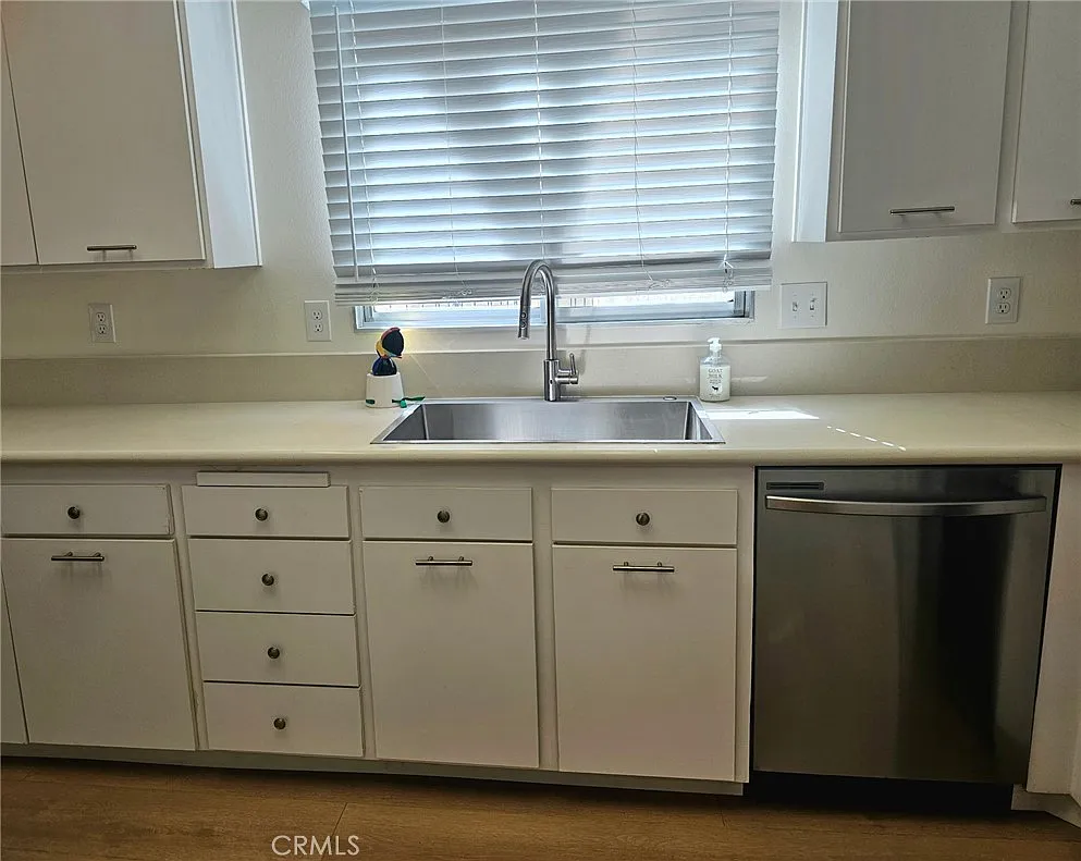 2 bed, 1257 sqft, $3,100 — Photo 4