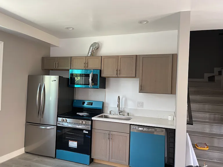 7913 Royer Ave #7915 — Photo 10