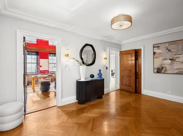 447 East 57th Street image 14 of 16